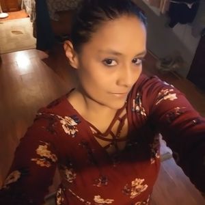 Meet your Posher, Mayra